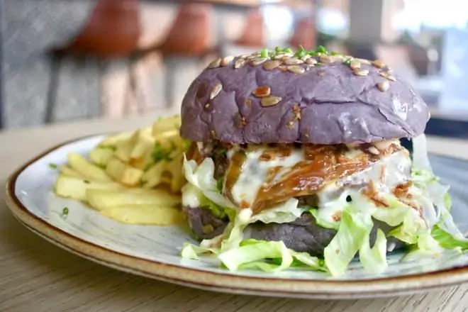 Big Poppa vegan burger